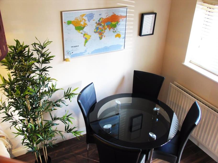 Must See, Quality 1 Bed, Romford, 20 Mins C.London Εξωτερικό φωτογραφία